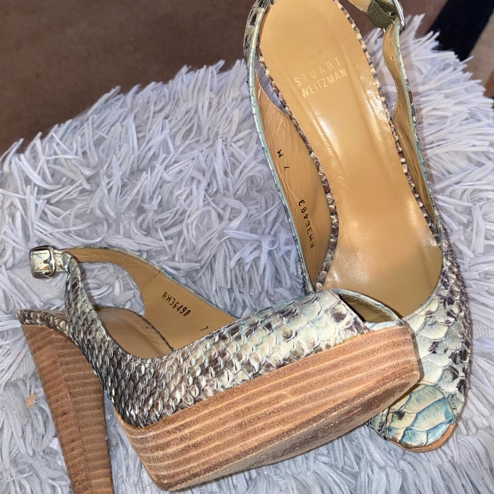 Designer’s Shoes - Picture 3 of 6
